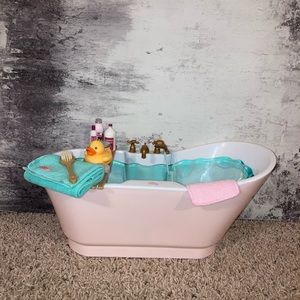 Our Generation Bathtub! With sound effects! Used!For 18” dolls!